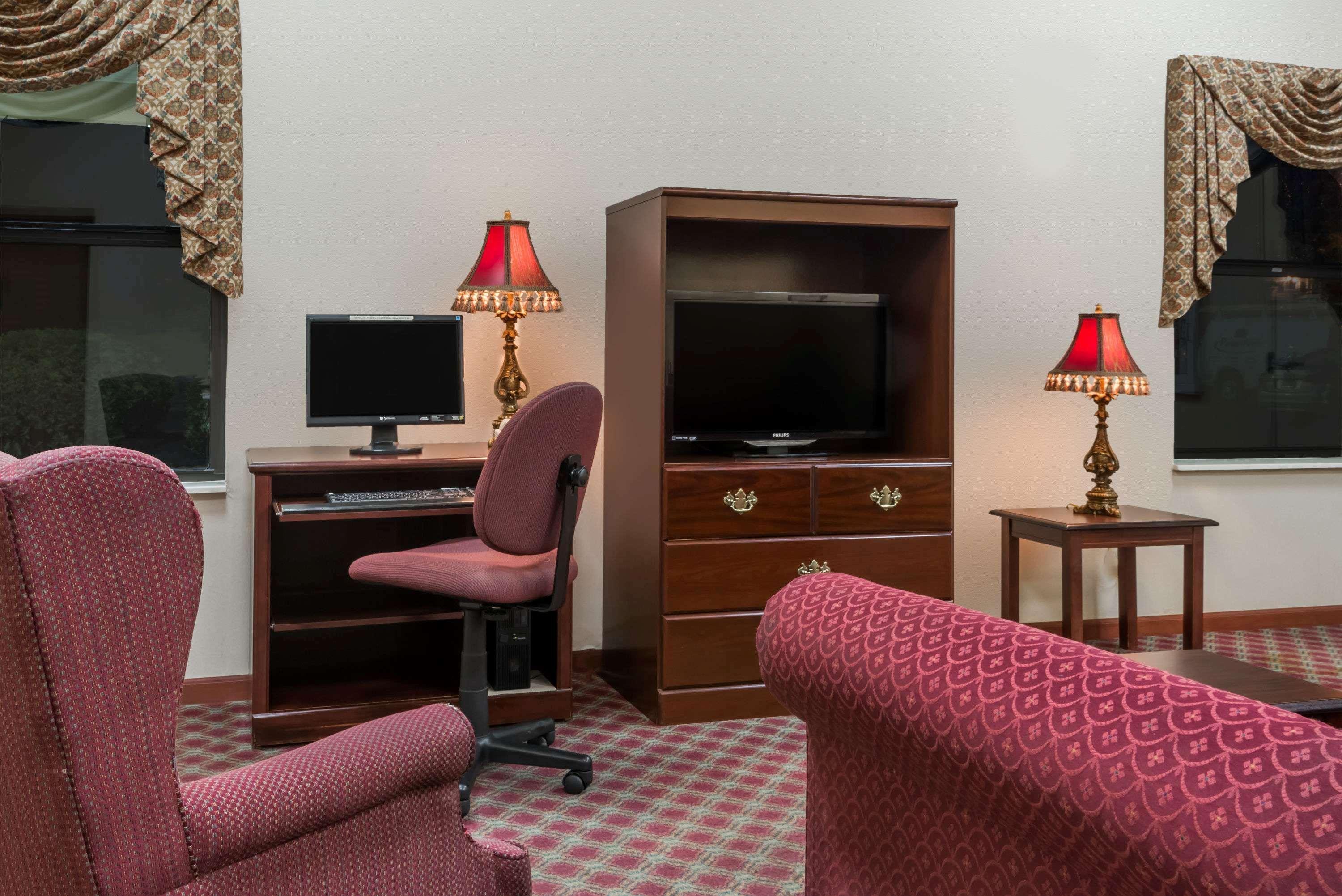 Hotel Super 8 By Wyndham Bellefontaine Zewnętrze zdjęcie