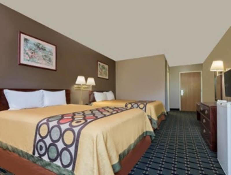 Hotel Super 8 By Wyndham Bellefontaine Zewnętrze zdjęcie